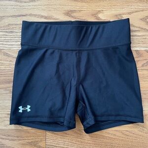 Under Armour - UA Team
Women's 3" Shorty